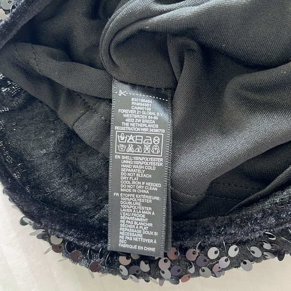 Black sequin dress - Picture 4 of 4